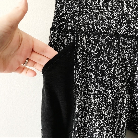 Lululemon Fit Physique Crop Legging Jacquard Black - Picture 4 of 11